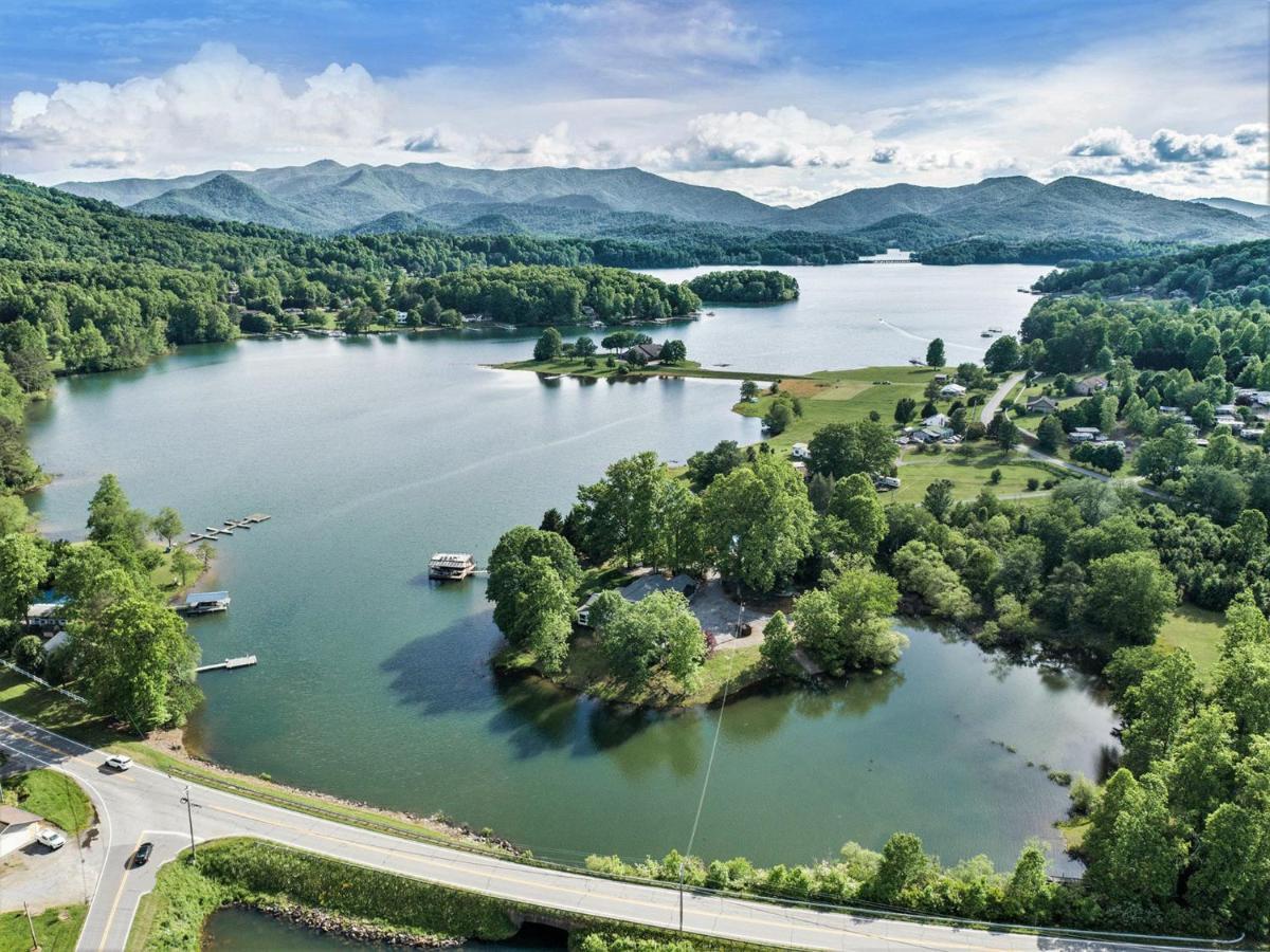 Tranquille Resort Hiawassee Bagian luar foto